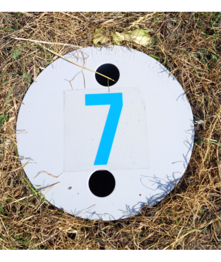 Lid to hole